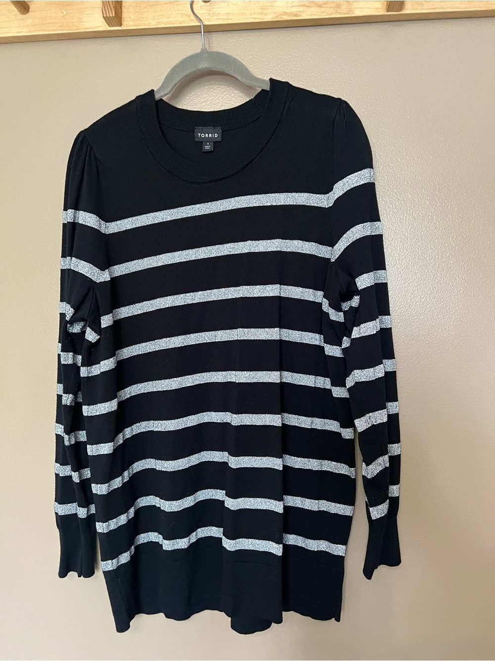 Torrid Size-1, Silver and Black Strips